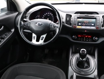 Kia Sportage III SUV Facelifting 1.7 CRDi 115KM 2014 Kia Sportage 1.7 CRDi, Navi, Klima, Klimatronic, zdjęcie 6