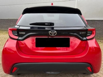 Toyota Yaris IV Hatchback Facelifting 1.5 Hybrid Dynamic Force 116KM 2026 Szybki odbiór - Style 1.5 Hybrid 116KM | Podgrzewane fotele!, zdjęcie 3