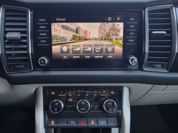 Skoda Kodiaq I SUV 1.4 TSI ACT 150KM 2018 Skoda Kodiaq 1.4 TSI 150 KM 4x4 DSG System CANTON Szyba przednia ogrzewana, zdjęcie 17