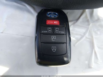 Toyota Sienna III 2025 Toyota Sienna Le 2025 2.5 Benzyna 245KM, zdjęcie 12