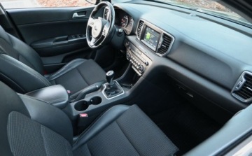 Kia Sportage III SUV Facelifting 1.7 CRDi 115KM 2016 Kia Sportage 1,7 CRDI 115 KM BI-Xenon Nawigacja Kamera asystent 1.7 Diesel, zdjęcie 22