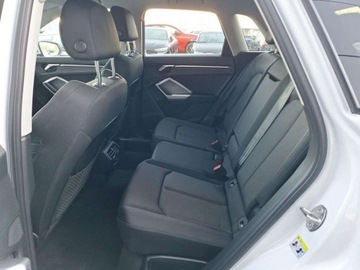 Audi Q3 II SUV 1.5 35 TFSI 150KM 2024 Audi Q3 35 TFSI mHEV S-line S tronic MatrixLEDKameraKeyllesAmbiente VAT23, zdjęcie 19