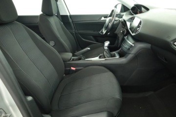 Peugeot 308 II SW 1.2 PureTech 110KM 2015 Peugeot 308 1.2 e-THP, Salon Polska, Serwis ASO, zdjęcie 6