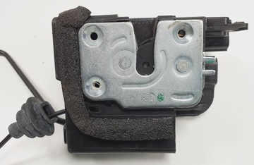 ZAMEK DRZWI LEWY PRZÓD HYUNDAI i10 II EUROPA