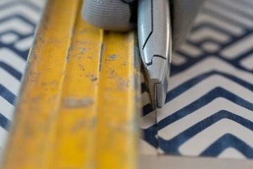 Нож STANLEY Металлический, сломанное лезвие 18мм 4-10-018