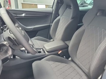 Skoda Karoq Crossover Facelifting 2.0 TSI 190KM 2025 SKODA Karoq Sportline 2.0 TSI DSG 4x4 Suv 190KM 2025, zdjęcie 7