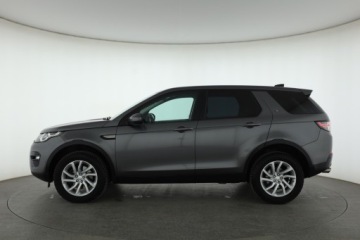Land Rover Discovery Sport SUV 2.0 TD4 180KM 2017 Land Rover Discovery Sport TD4, Salon Polska, zdjęcie 2