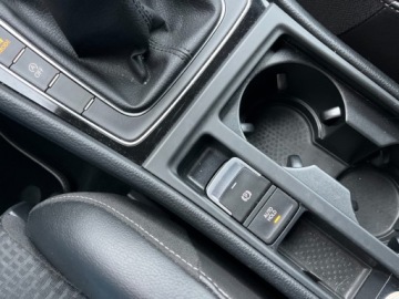 Volkswagen Golf VII Hatchback 3d 1.4 TSI BlueMotion Technology 150KM 2016 Volkswagen Golf 1.4 benzyna 150 KM zarejestrowany w PL zadbany mozliwa, zdjęcie 19