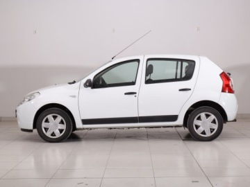 Dacia Sandero I Hatchback 5d 1.4 MPI 75KM 2010 Dacia Sandero 1.4 MPI, Klima, zdjęcie 2