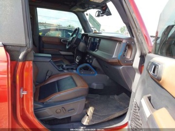 Ford Bronco V 2022 Ford Bronco Outer Banks 2022 2.3l 2.3 Benzyna 275KM, zdjęcie 8