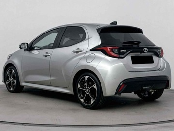Toyota Yaris IV Hatchback Facelifting 1.5 Hybrid Dynamic Force 130KM 2025 Od ręki - Executive 1.5 Hybrid 130KM | Podgrzewane fotele!, zdjęcie 2