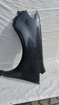 BLATNÍK PŘEDNÍ LEVÝ SUBARU TRIBECA B9