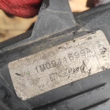 HALOGEN LEVÝ PŘEDNÍ SEAT LEON I TOLEDO II 1M0941699A