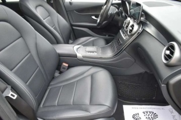 Mercedes GLC C253 SUV Facelifting 2.0 220d 194KM 2019 Mercedes-Benz GLC MERCEDES GLC 220D 4MATIC 194KM AMG LED Panorama Gwarancj, zdjęcie 26