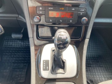 Ford Galaxy III Van Facelifting 2.0 Duratorq TDCi DPF 140KM 2012 Ford Galaxy AUTOMAT POWER SHIFT NAWIGACJA PARKTRONIC GRZANA SZYBA FOTELE 7, zdjęcie 10