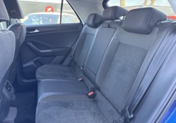 Volkswagen T-Roc I SUV Facelifting 1.5 TSI ACT 150KM 2023 Volkswagen T-Roc 1.5 Benzyna 150KM, zdjęcie 18