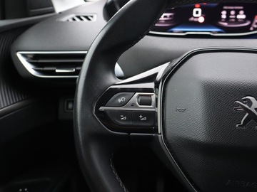 Peugeot 3008 II Crossover Facelifting  1.2 PureTech 130KM 2021 Peugeot 3008 1.2 PureTech, Salon Polska, zdjęcie 15