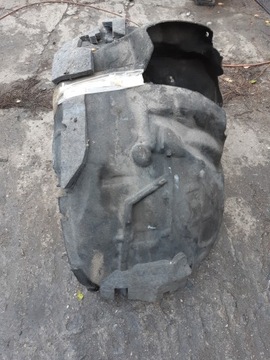 AUDI A7 4G PODBĚH LEM PRAVÉ PŘEDNÍ PRAVÝ 4G8821172D