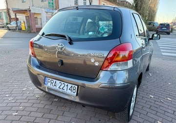 Toyota Yaris II Hatchback 5d 1.33 Dual VVT-i 101KM 2009 Toyota Yaris 1.3i KLIMATRONIC Extra stan 1 1.3 Benzyna 101KM, zdjęcie 23