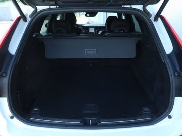 Volvo XC60 II 2019 Volvo XC60 B4 AWD, Salon Polska, 1. Właściciel, zdjęcie 12