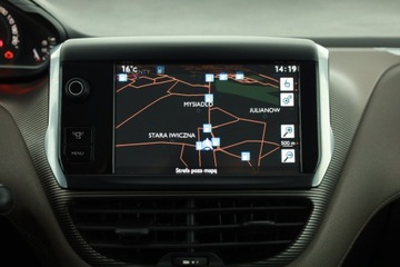 Peugeot 208 I Hatchback 5d 1.4 HDI 68KM 2013 Peugeot 208 1.4 HDI, Navi, Klima, Klimatronic, zdjęcie 10