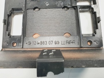 ДЕКОР КРЫШКИ КОРПУСА ПЕРЕКЛЮЧЕНИЯ ПЕРЕДАЧ MERCEDES W124