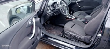 Opel Astra J GTC 1.4 Turbo ECOTEC 140KM 2014 Opel Astra GTC 1,4 turbo benzyna 2014, zdjęcie 10