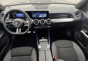 Mercedes GLB SUV 2.0 200d 150KM 2025 Mercedes-Benz GLB 200d 4M AMG Premium 2.0 Diesel 150KM, zdjęcie 22