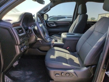 Chevrolet Suburban GMT900 2023 Chevrolet Suburban C1500 LS 2023 5.3l 5.3 Benzyna 355KM, zdjęcie 7