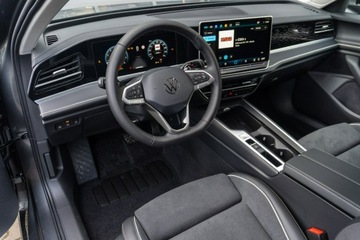 Volkswagen Passat B8 Variant Facelifting 2.0 TDI SCR 150KM 2025 Volkswagen Passat Business Plus 2.0 TDI 150 KM DSG, zdjęcie 9