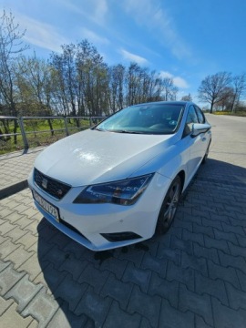 Seat Leon III Hatchback 1.6 TDI CR 105KM 2013 Seat Leon Automat DSG - 2013 r - 1.6 tdi