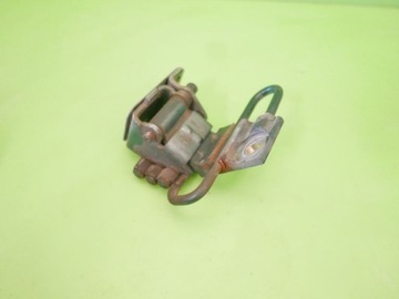 ПЕТЛЯ ДВЕРИ ПРАВАЯ ПЕРЕДНЯЯ НИЖНЯЯ LZ6L AUDI A3 I 8L 3D