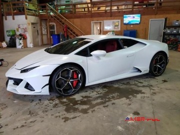 Lamborghini Huracan 2020 Lamborghini Huracan 2020 r., 5,2 L EVO od ubezpieczalni 5.2 Benzyna 630KM, zdjęcie 2