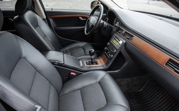 Volvo V70 III Kombi 2.0 TD 136KM 2009 Volvo V70 2.0D 136KM Skora Clima Alu Pdc Full Serwis Gwarancjia 2.0 Diesel, zdjęcie 24