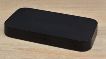 Philips Hue Play HDMI Sync Box Синхронизация света с телевизором и играми с помощью 4x HDMI
