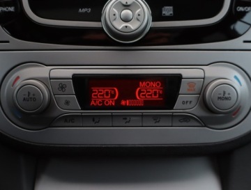 Ford Kuga I 2.0 Duratorq TDCi 140KM 2010 Ford Kuga 2.0 TDCi, 4X4, Skóra, Xenon, Klima, zdjęcie 12