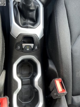 Jeep Renegade SUV 1.6 E-TorQ 110KM 2017 Jeep Renegade Black WeekendLPG-Salon PL- Sliczny kolor - Mat 1.6 110KM, zdjęcie 8