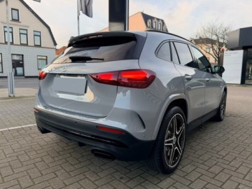 Mercedes GLA II Off-roader Facelifting 2.0 200d 150KM 2025 MERCEDES-BENZ GLA 200 d AMG Line Suv 2.0 (150KM) 2025, zdjęcie 2