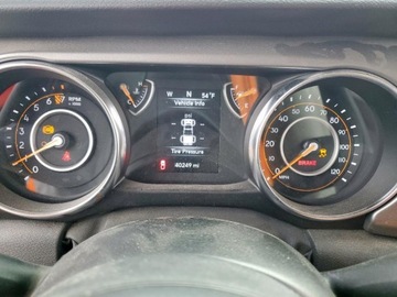 Jeep Gladiator 2023 Jeep Gladiator Sport 2023 3.6l 3.6 Benzyna 285KM, zdjęcie 9