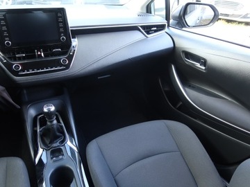 Toyota Corolla XII Sedan 1.5 VVT-i 125KM 2022 Toyota Corolla 1.5 VVT-i, Salon Polska, zdjęcie 7