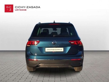 Volkswagen Tiguan II SUV Facelifting 2.0 TDI 150KM 2022 Volkswagen Tiguan Bezwypadkowy Salon Polska Serwisowany ASO 2.0 Diesel, zdjęcie 3