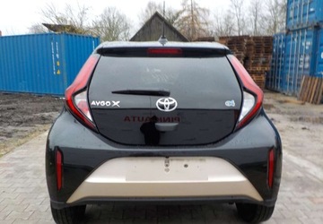 Toyota Aygo X 1.1 VVT-i 72KM 2023 Toyota Aygo X Okazja Benzyna 72KM, zdjęcie 13