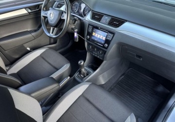 Skoda Rapid II Liftback Facelifting 1.0 TSI 95KM 2018 Skoda RAPID SalonPL Ambition 1.0TSI 95KM Czujniki Radio 6,5 FV23 Benzyna, zdjęcie 11