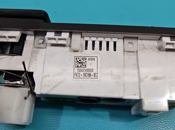 HNÍZDO USB LAND ROVER DISCOVERY SPORT 14- L550