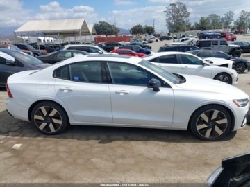 Volvo S60 III 2025 Volvo S60 2025 VOLVO S60 PLUG-IN HYBRID T8 PLUS 2.0 Hybryda Plug-in 312KM, zdjęcie 6