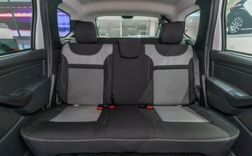 Dacia Duster I SUV Facelifting 1.6 SCe 114KM 2017 Dacia Duster 1.6 SCe SS 1.6 Benzyna 114KM, zdjęcie 15