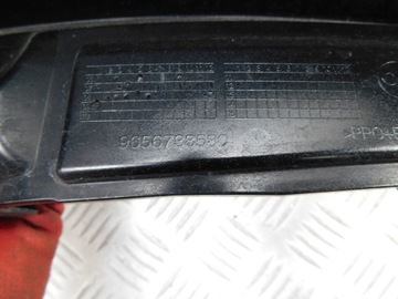 BLATNÍK LEVÝ PŘEDNÍ - PEUGEOT 308 I T7 07-13