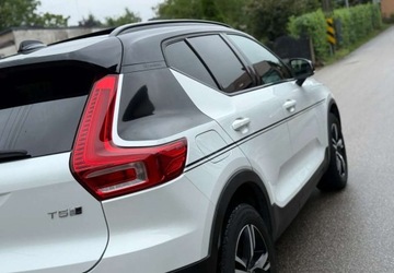 Volvo XC40 Crossover 2.0 T5 247KM 2018 Volvo XC 40 Salon PL FV23 RDesign Panorama Martwe Pole CarPlay AndroidAuto, zdjęcie 39
