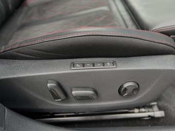 Skoda Octavia IV RS Kombi 2.0 TSI 245KM 2022 Skoda Octavia RS 2.0 TSI 245 KM DSG RS Challenge Selection VAT 23 Salo, zdjęcie 16