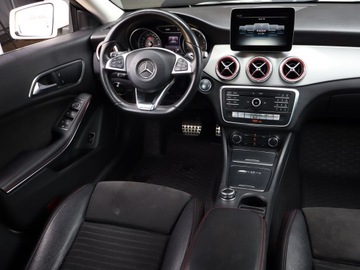 Mercedes CLA C117 Shooting Brake Facelifting 1.6 200 156KM 2017 Mercedes CLA 200, Salon Polska, Automat, Skóra, zdjęcie 6